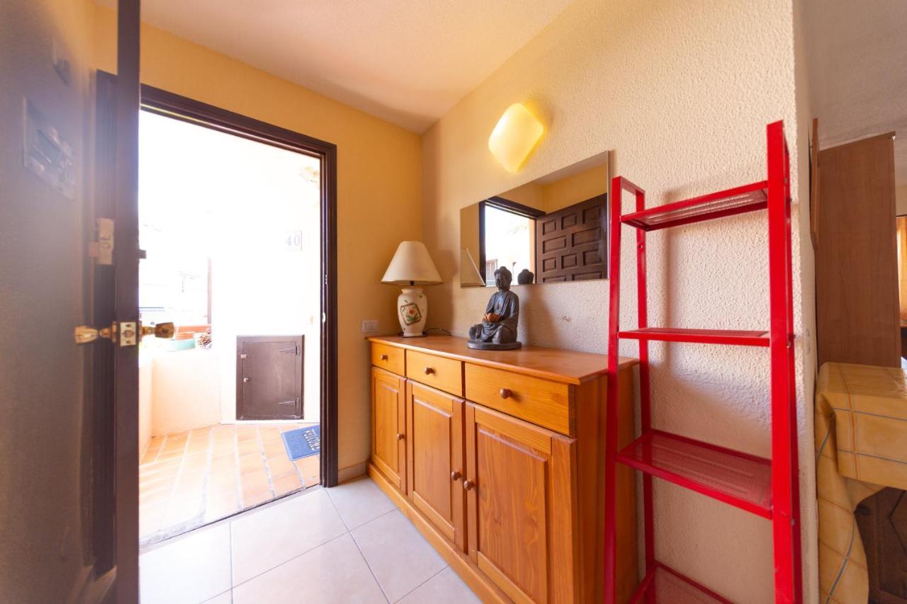 Apartamento En Sur Y Sol Los Cristianos لوس كريستيانوس المظهر الخارجي الصورة